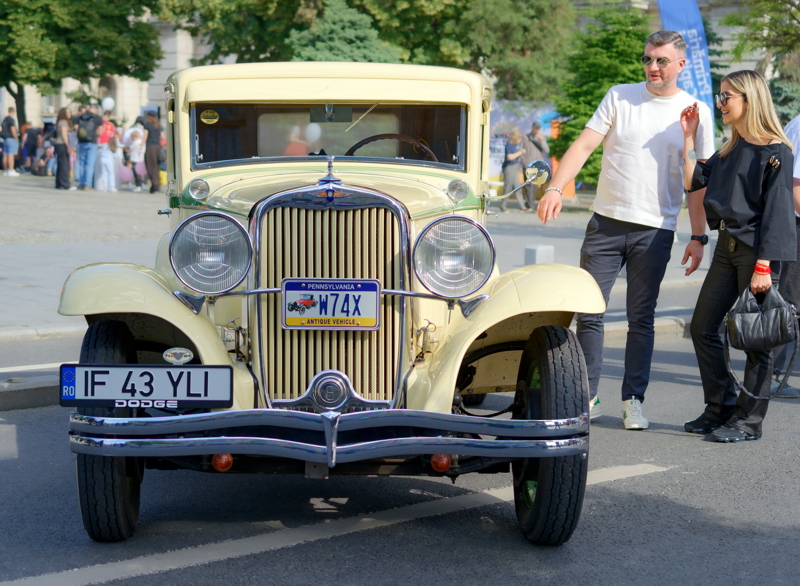 10 - A 1931 Dodge DG-8 Coupe vintage car exposed on a street during an event